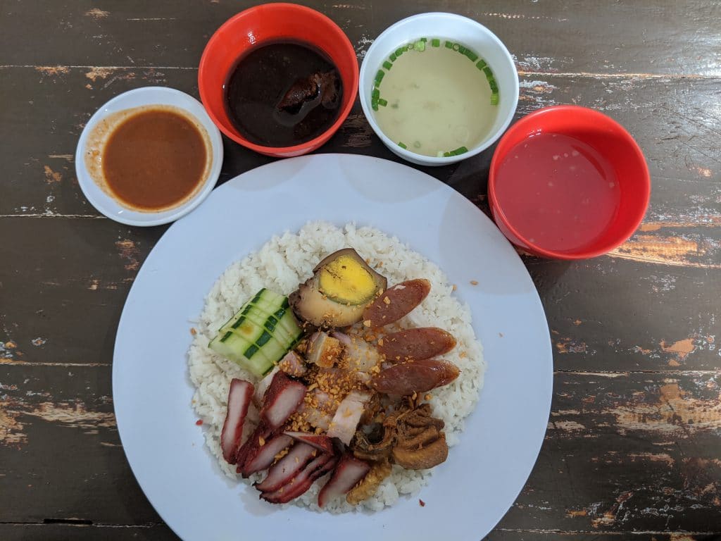 Tampilan Nasi Campur Singkawang